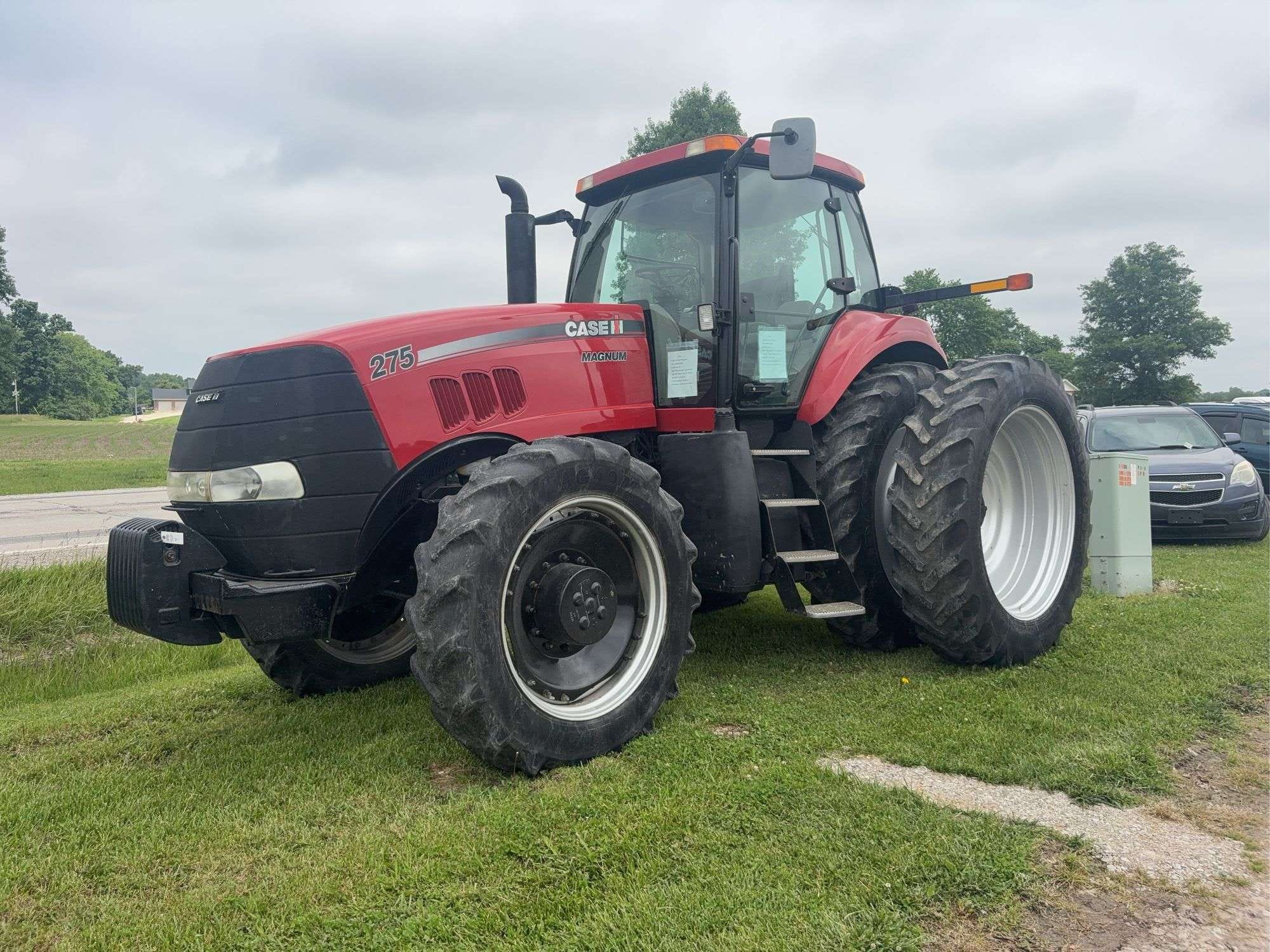 2010 Case IH Magnum 275 Equipment Image0
