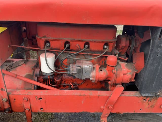 Image of Allis Chalmers WC equipment image 2