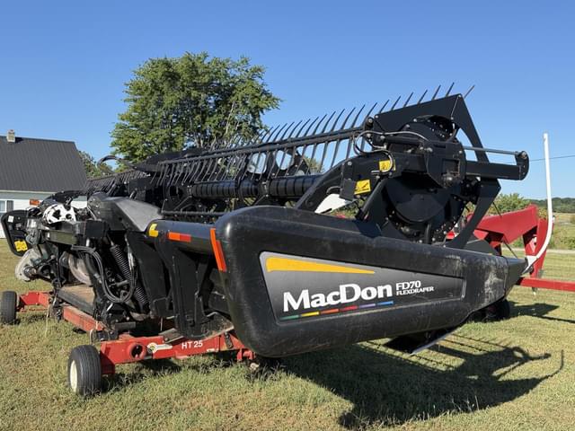 Image of MacDon FD70 equipment image 1