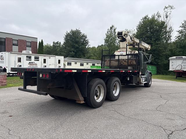 Image of Freightliner FL112 equipment image 4