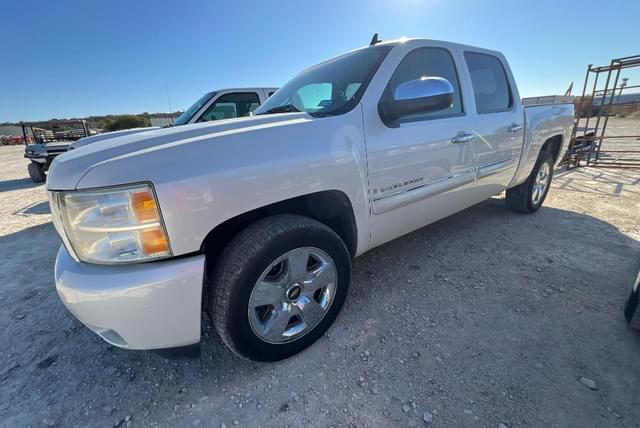 Image of GMC 1500 equipment image 4