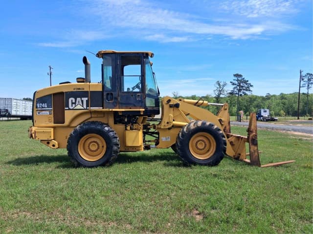 Image of Caterpillar 924G equipment image 3