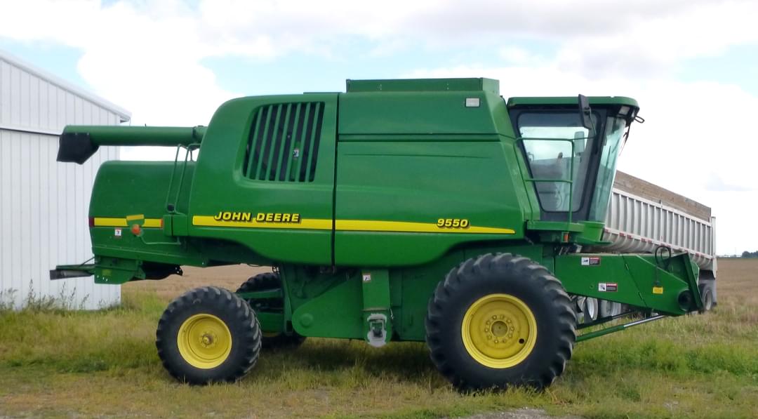 Image of John Deere 9550 Primary image