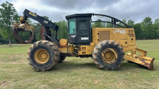 Image of Caterpillar 525D equipment image 3