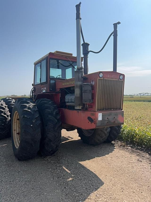 Image of Versatile 900 equipment image 1