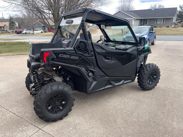 Image of Can-Am Maverick Trail 1000 equipment image 3