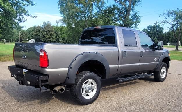 Image of Ford F-250 equipment image 4