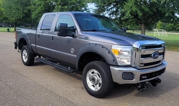 Image of Ford F-250 equipment image 3