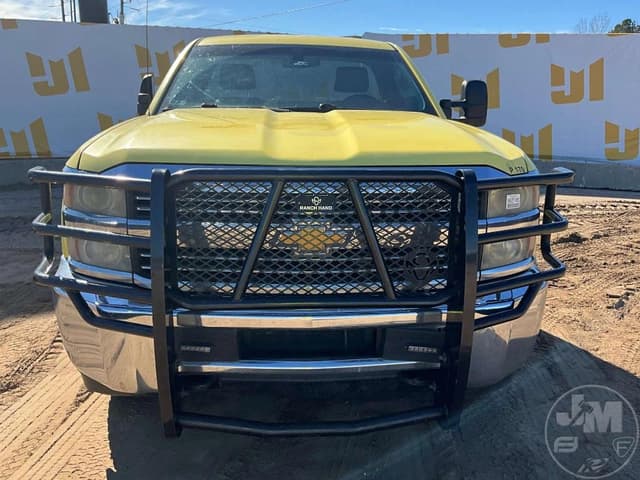 Image of Chevrolet 3500 equipment image 1