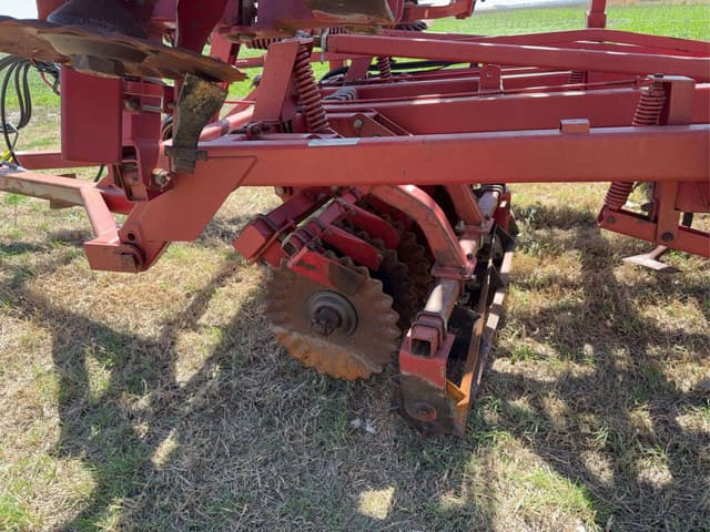 Image of Sunflower 6332 equipment image 3