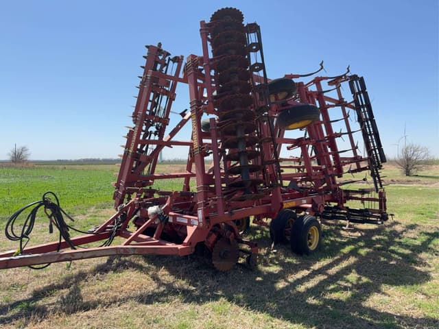 Image of Sunflower 6332 equipment image 1