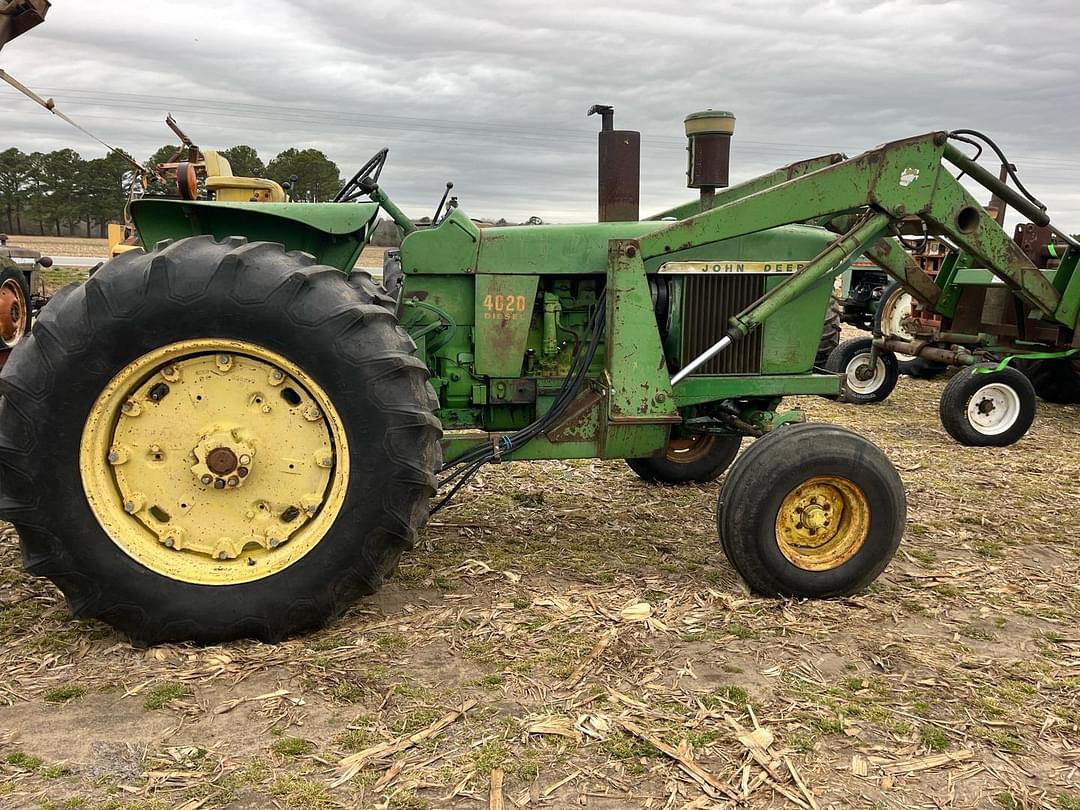 Image of John Deere 4020 Primary image