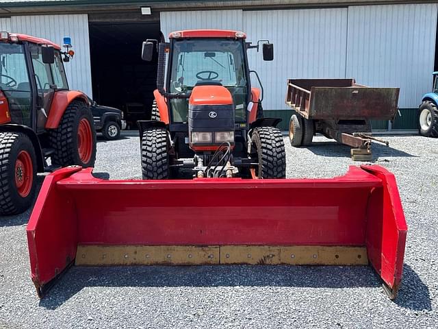 Image of Kubota M108X equipment image 4