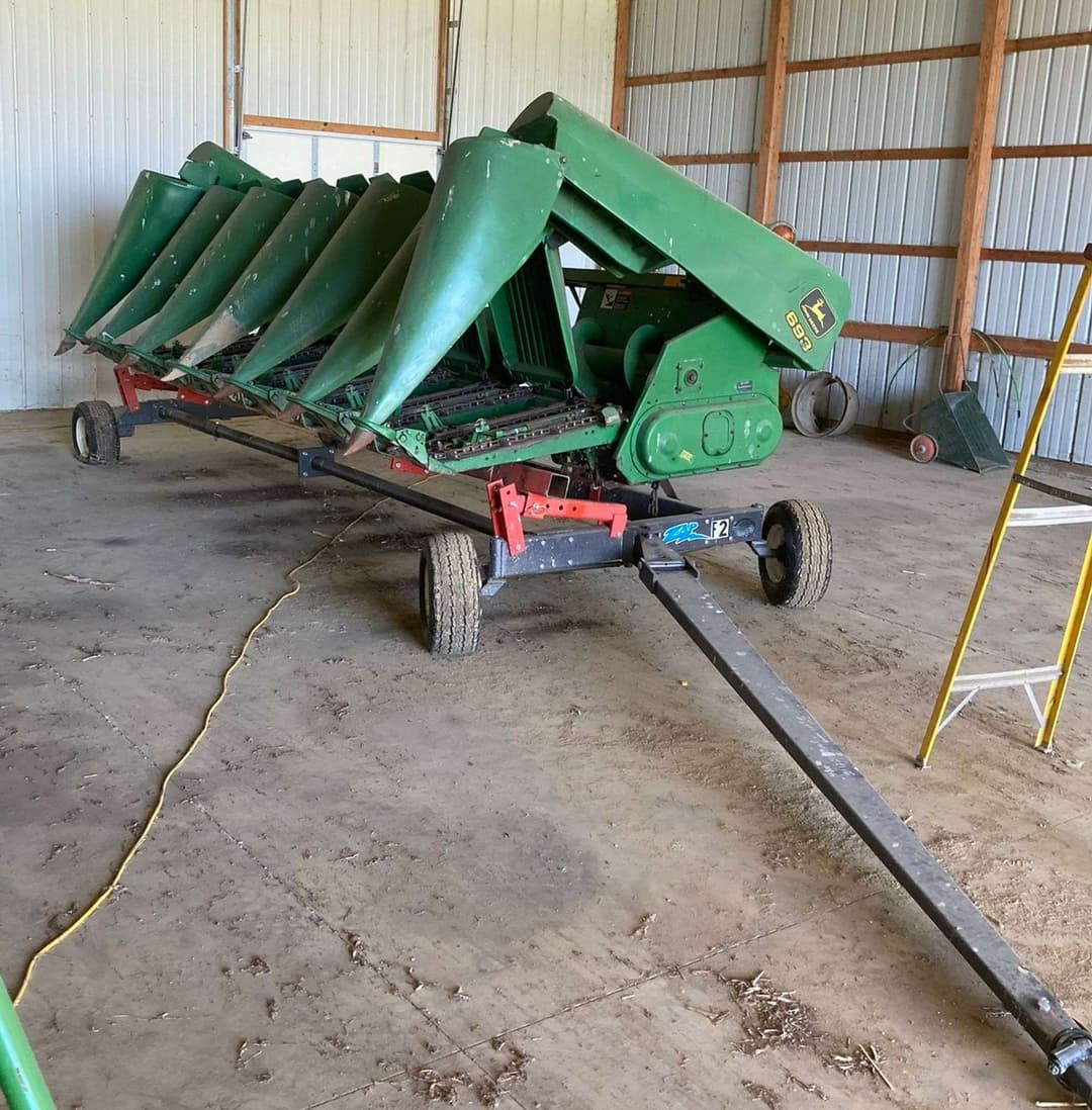 Image of John Deere 693 Image 0