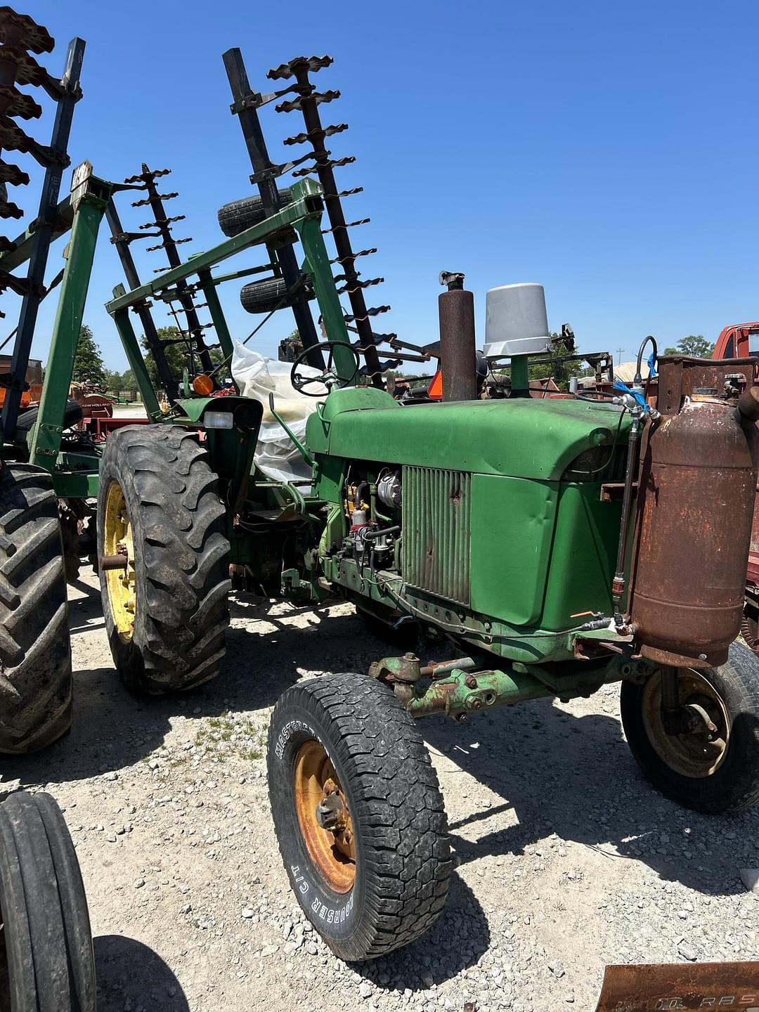 Image of John Deere 3020 Primary image