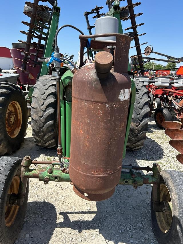 Image of John Deere 3020 equipment image 2