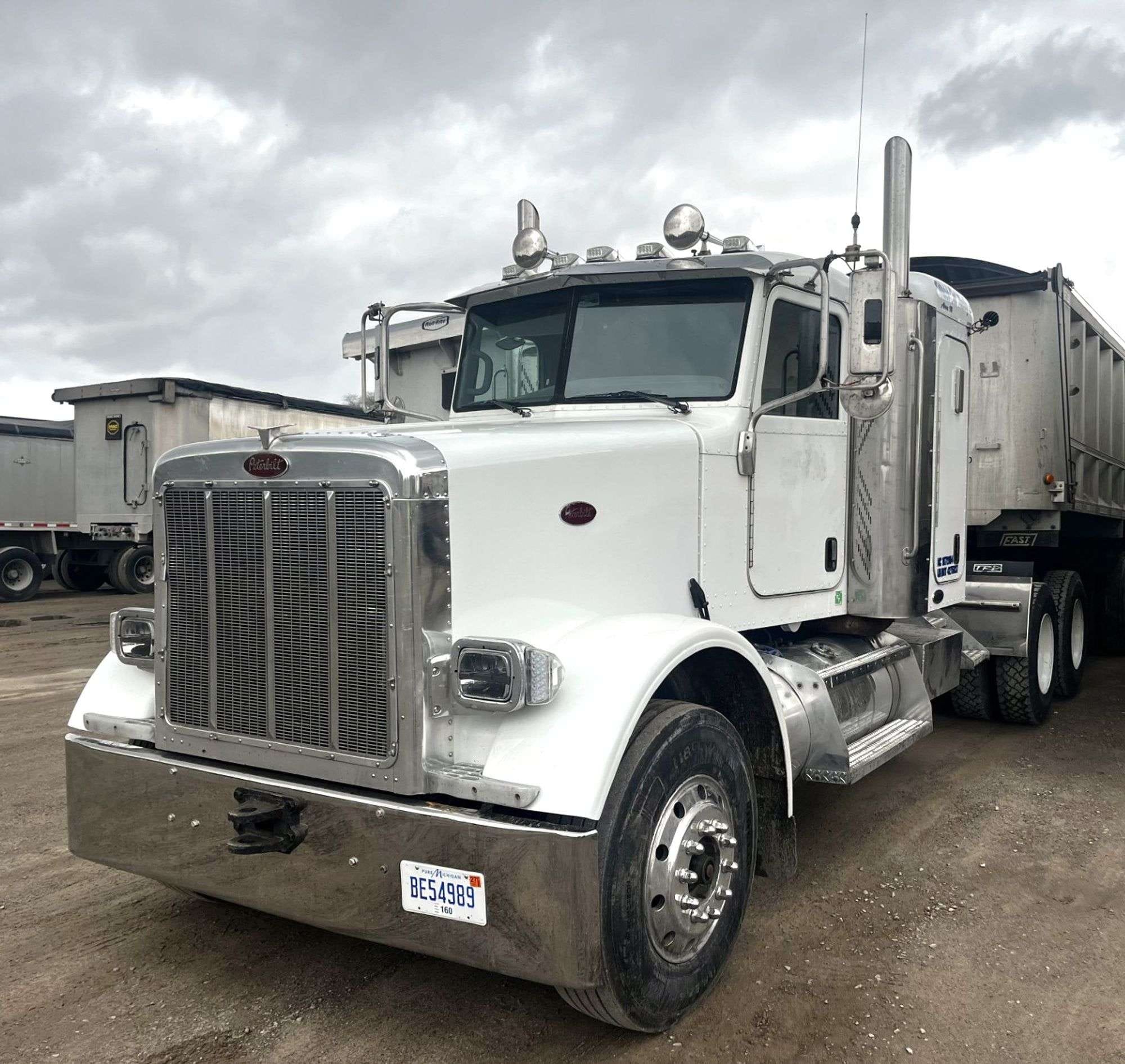 2006 Peterbilt 378 Equipment Image0