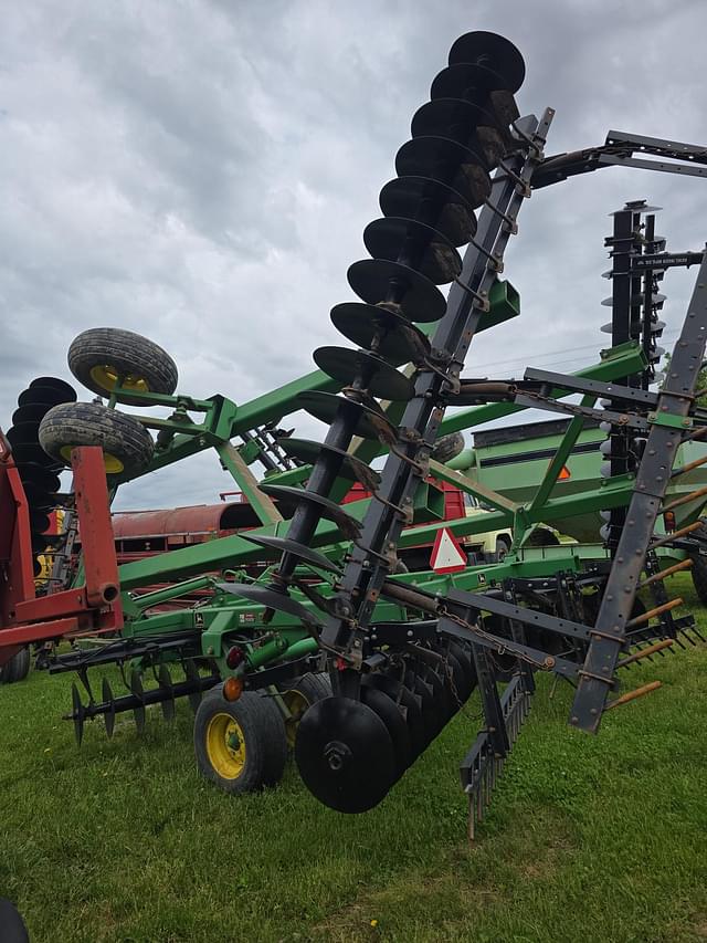 Image of John Deere 630 equipment image 3