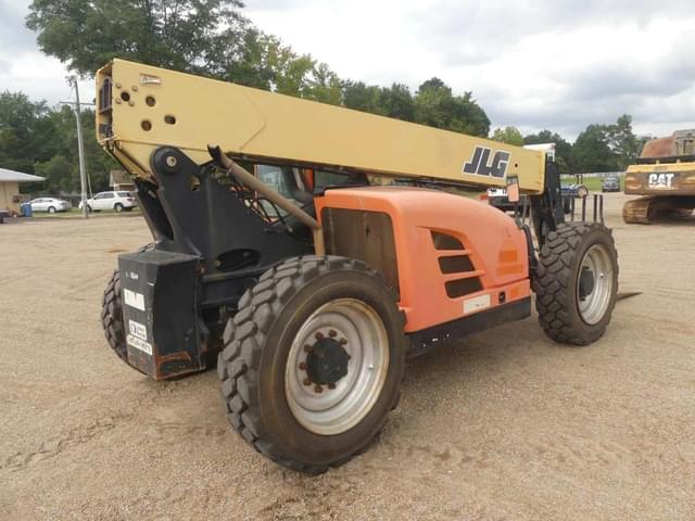 Image of JLG G6-42A equipment image 2