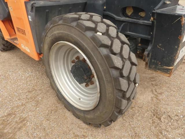 Image of JLG G6-42A equipment image 4