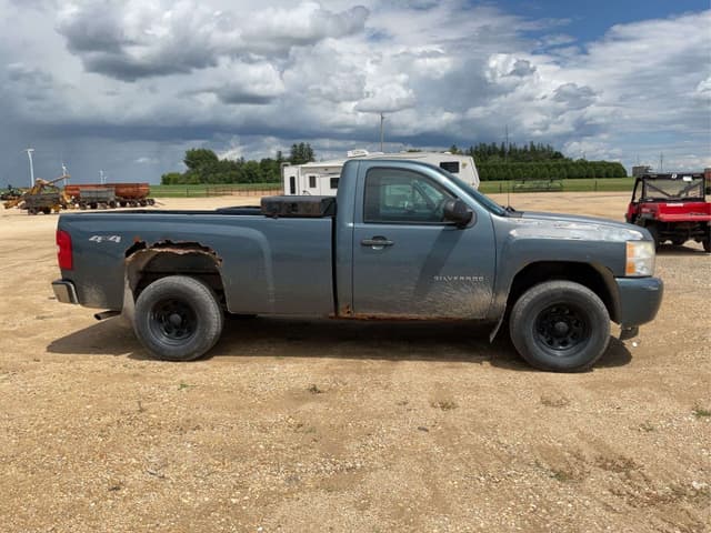 Image of Chevrolet 1500HD equipment image 4
