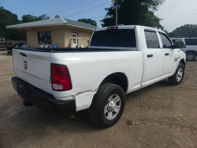 Image of Dodge Ram 3500HD equipment image 3