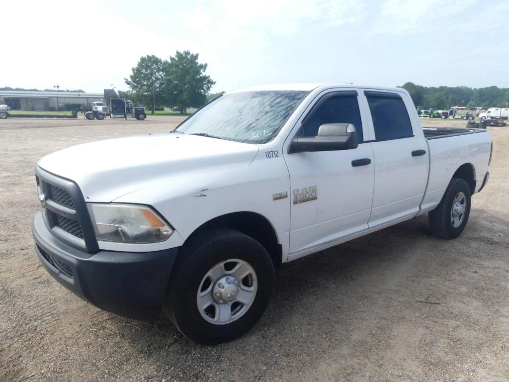 2015 Dodge Ram 3500HD Equipment Image0