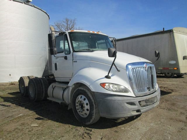 Image of International ProStar equipment image 1