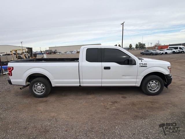 Image of Ford F-150 equipment image 3