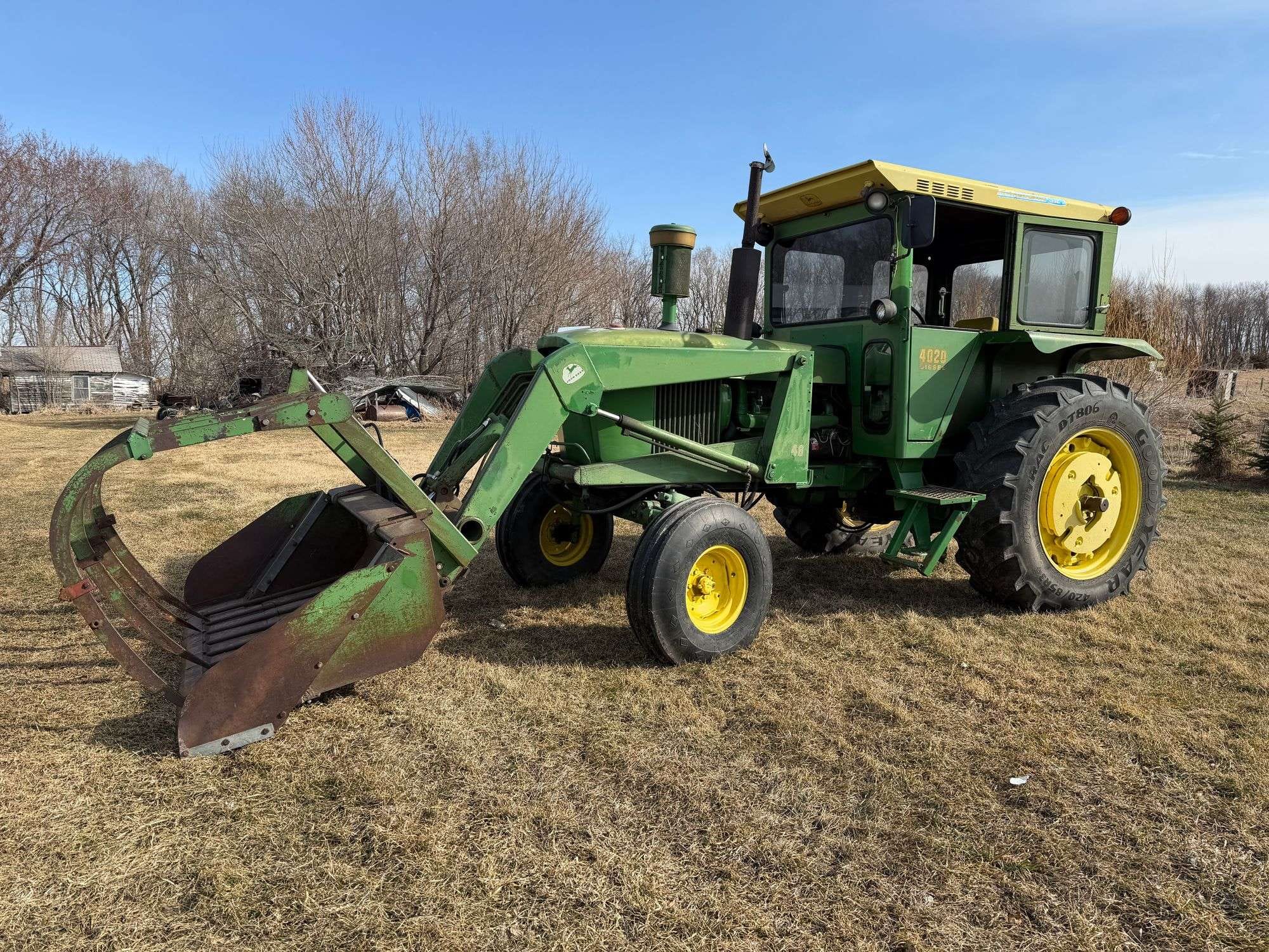 John Deere 4020 Equipment Image0