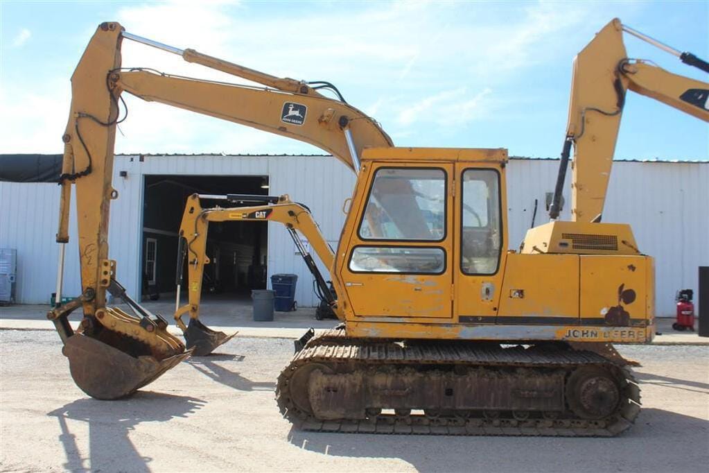 Main image John Deere 490