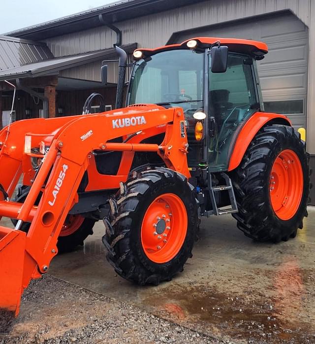 Image of Kubota M5-111 equipment image 1