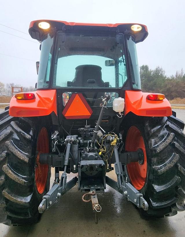 Image of Kubota M5-111 equipment image 4