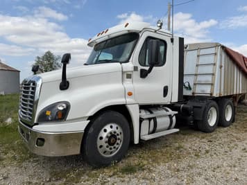 Main image Freightliner Cascadia