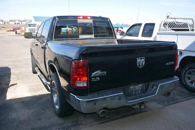 Image of Dodge Ram 1500 equipment image 4