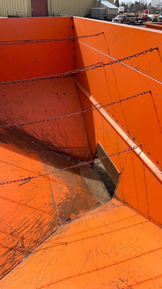 Image of Minnesota 250 equipment image 4