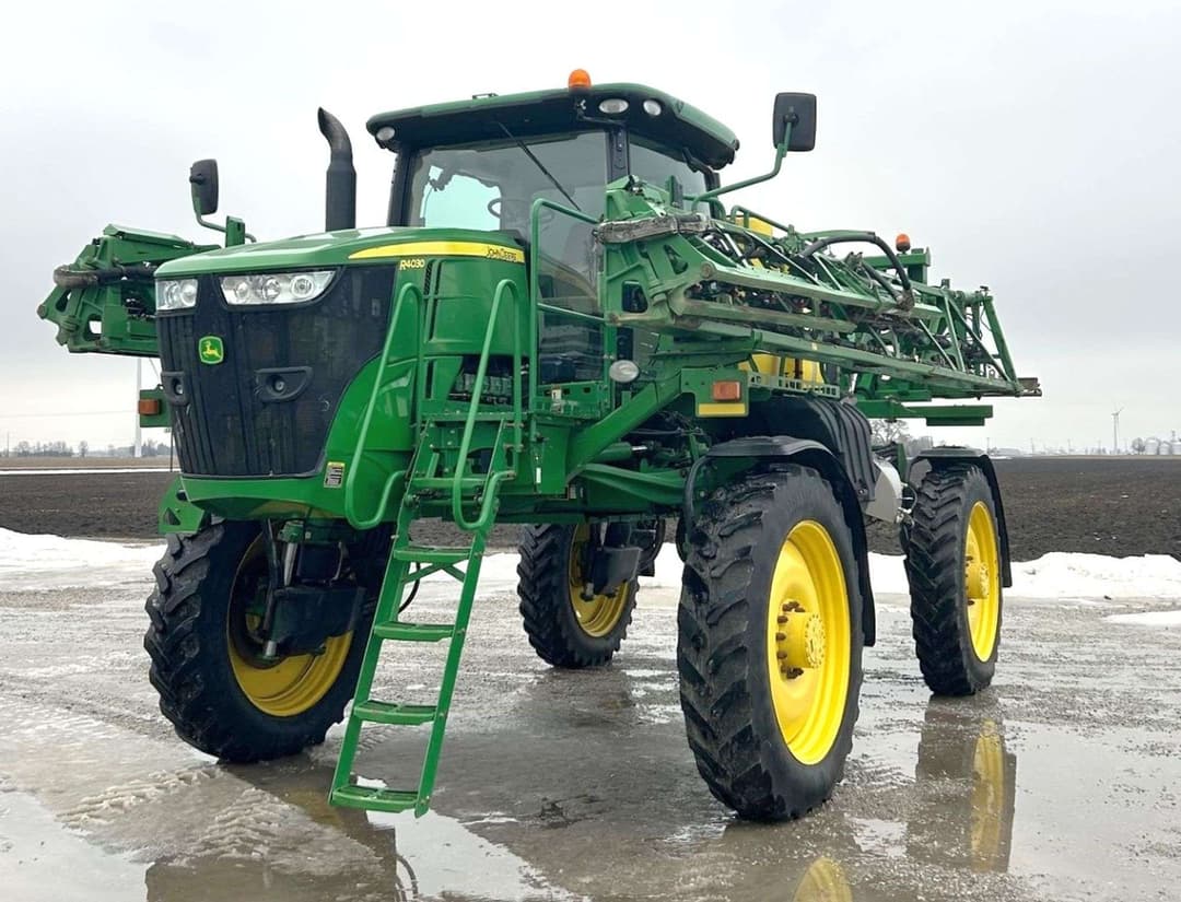 Image of John Deere R4030 Primary image