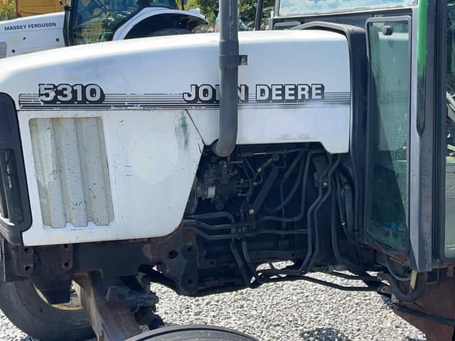 Image of John Deere 5310 equipment image 1
