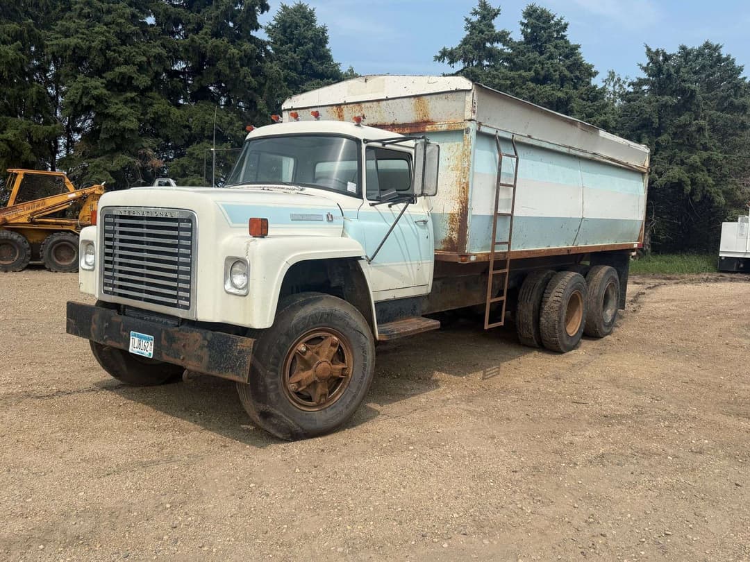 Image of International Loadstar Primary image