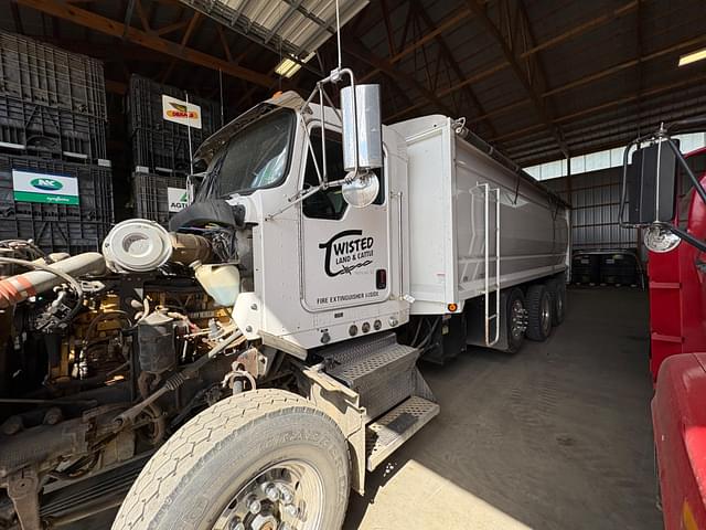 Image of Kenworth T800 equipment image 1