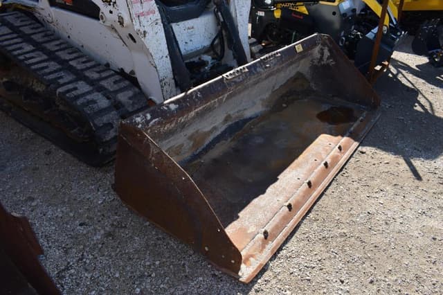 Image of Bobcat T770 equipment image 2