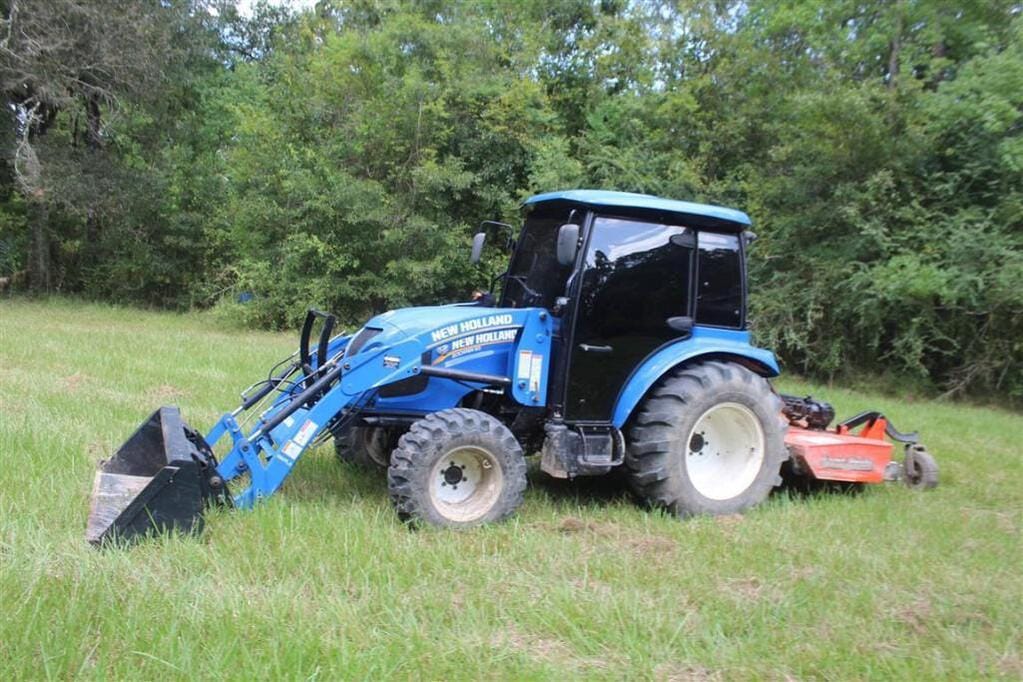 Main image New Holland Boomer 50