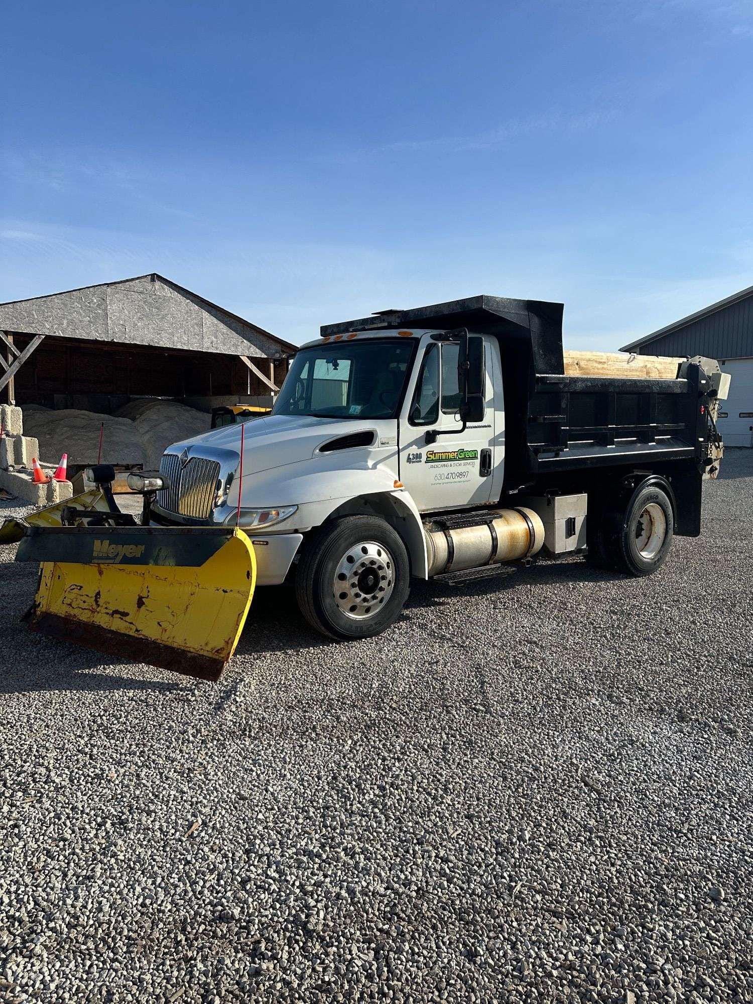 Main image International 4300