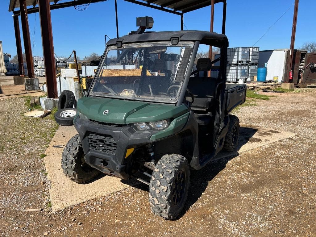 Image of Can-Am Defender HD9 Primary image