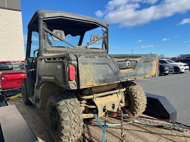 Image of Can-Am Defender DPS HD9 equipment image 2