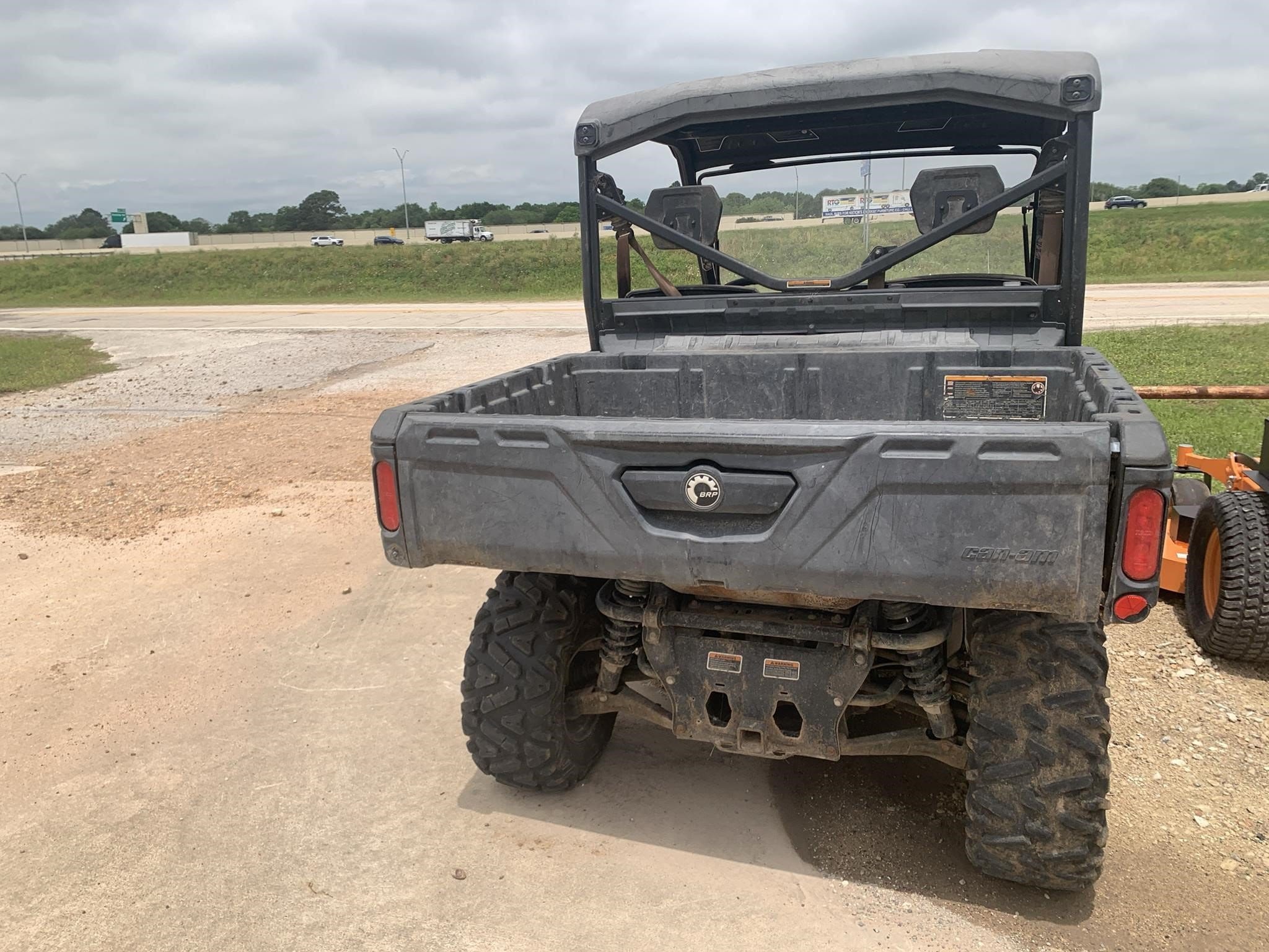 2018 Can-Am Defender XT HD10 Equipment Image0