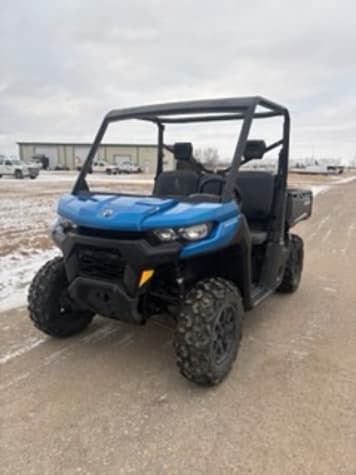 Main image Can-Am Defender HD9