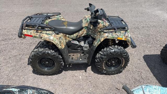 Image of Can-Am Outlander 800 equipment image 3
