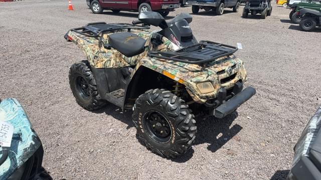 Image of Can-Am Outlander 800 equipment image 2