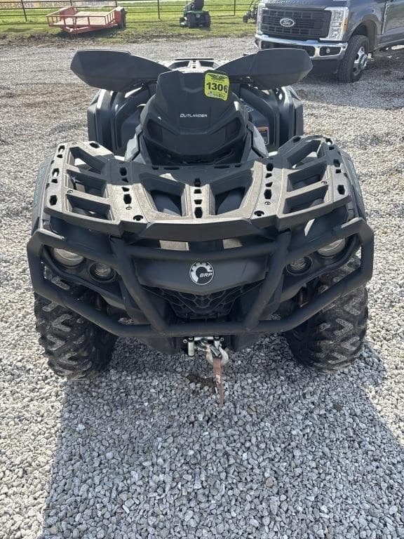 Image of Can-Am Outlander equipment image 4